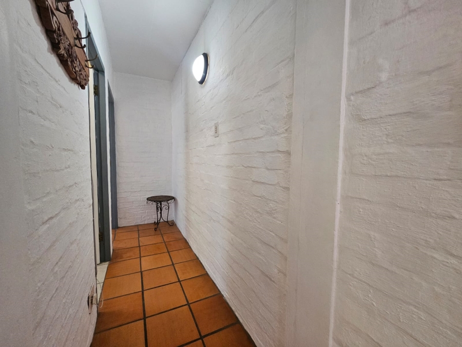 5 Bedroom Property for Sale in Herolds Bay Western Cape